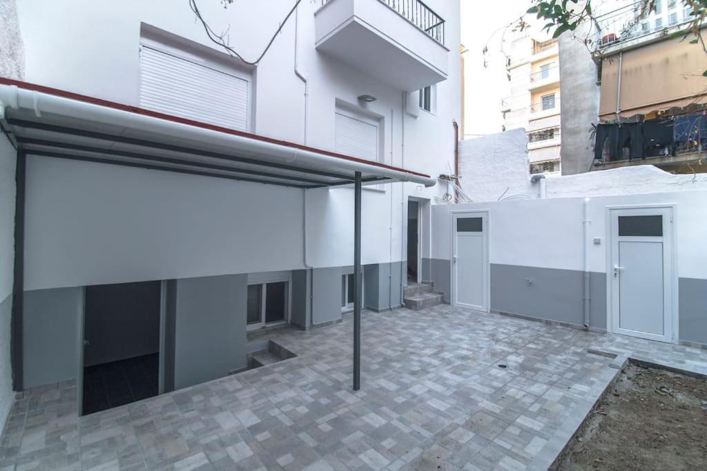Downtown Rare And Modern Two Storey Building 아테네 외부 사진