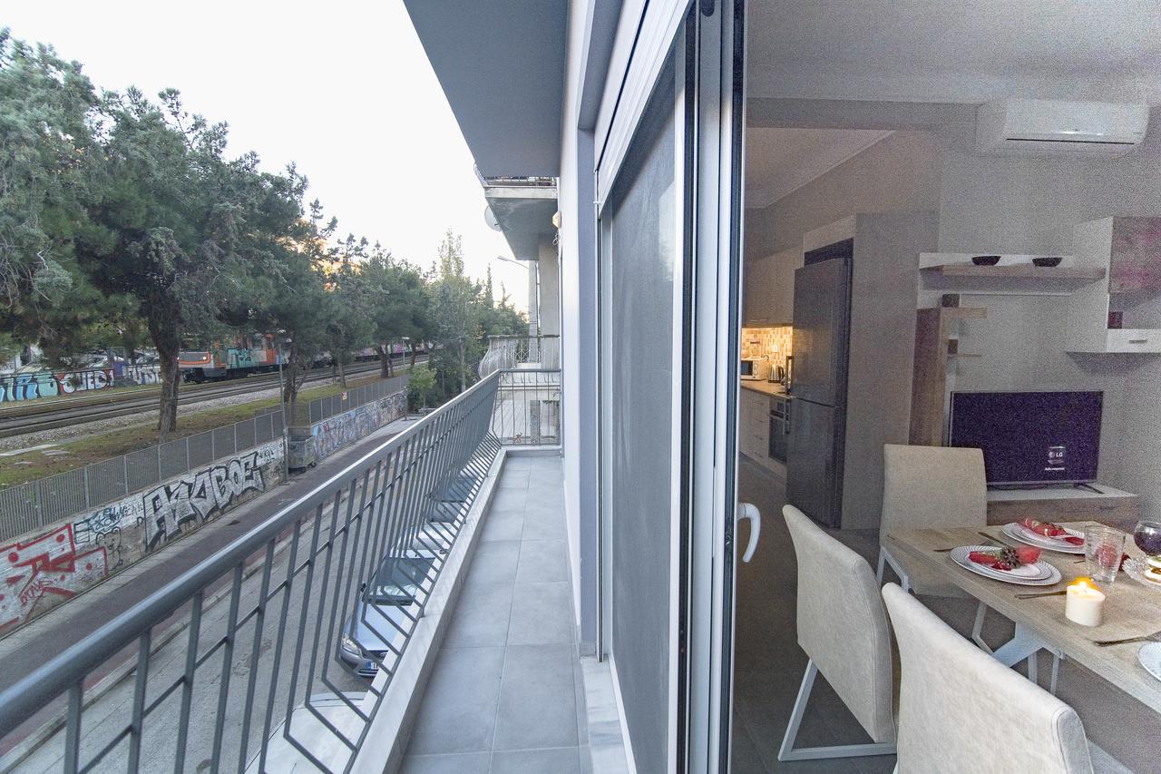 Downtown Rare And Modern Two Storey Building 아테네 외부 사진